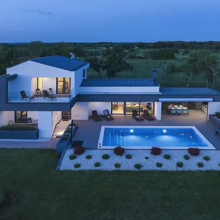 Modern With Outdoor Pool Villa